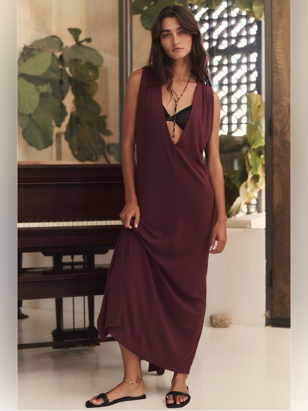 Good feels rose midi dress $70 NWT chocolate truffle.